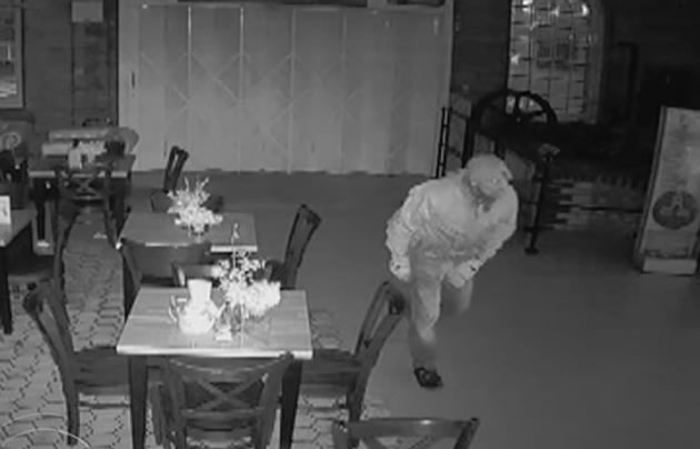 Burglar Caught on Camera in Steam Museum