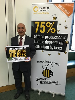Virendra Sharma saving the bees
