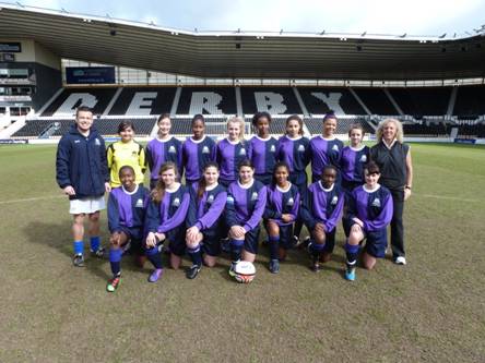 P:\Depts\PubPE\U15 National Final\P1000462.jpg