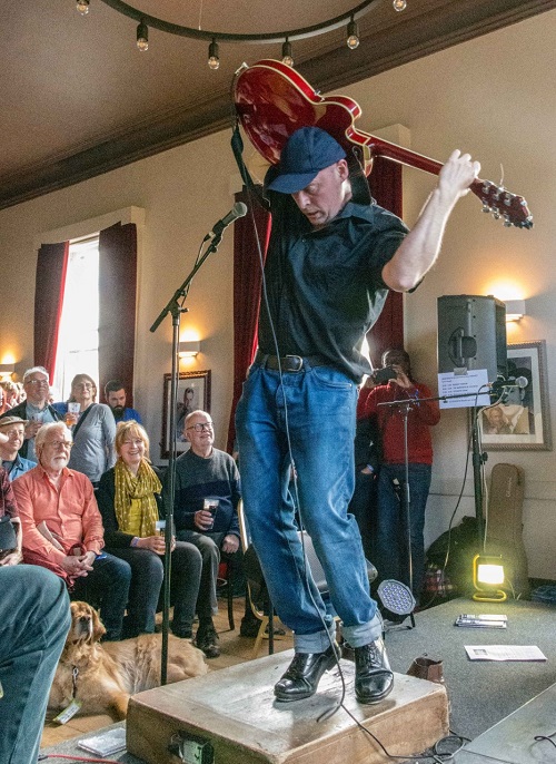 Stompin Dave - Roger Green 