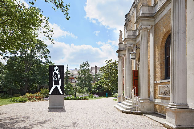 The LED Sculpture is entended to encourage people to enter. &copy; Pitzhanger Manor & Gallery. Photo by Andy Stagg 