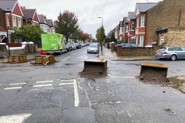 The planters on the morning of Sunday 4 October