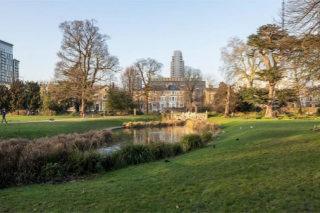 What the view would be of the 26 storey tower block from Walpole Park