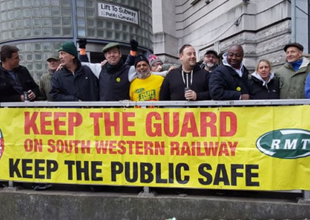 RMT members demonstrate