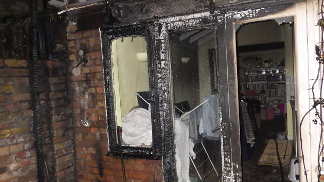 Fire Hits Terraced House in Askew Road