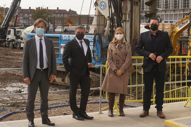 Thierry Cheval, Vismay Sharma and Nathalie Bleach from L’Oreal with Cllr Stephen Cowan